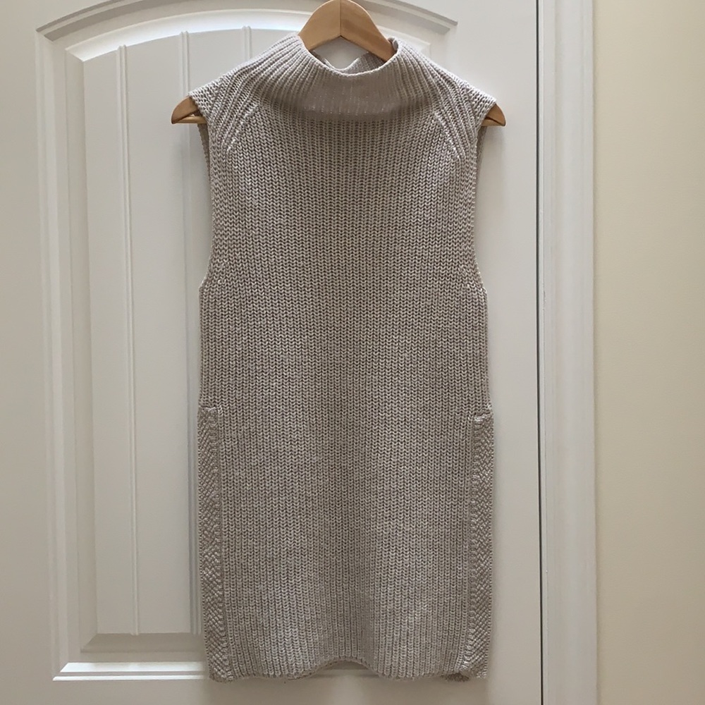 Wilfred Durandal sweater